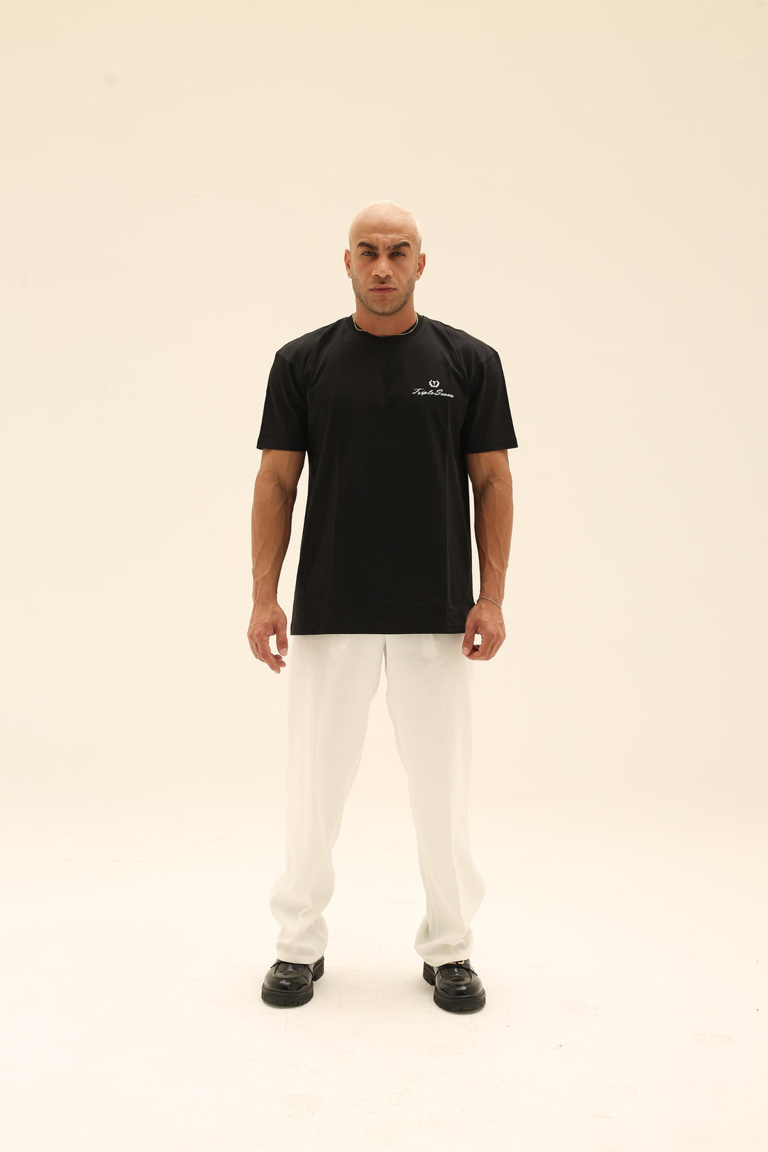 T7 Core t-shirt ( black with white signature detailing)