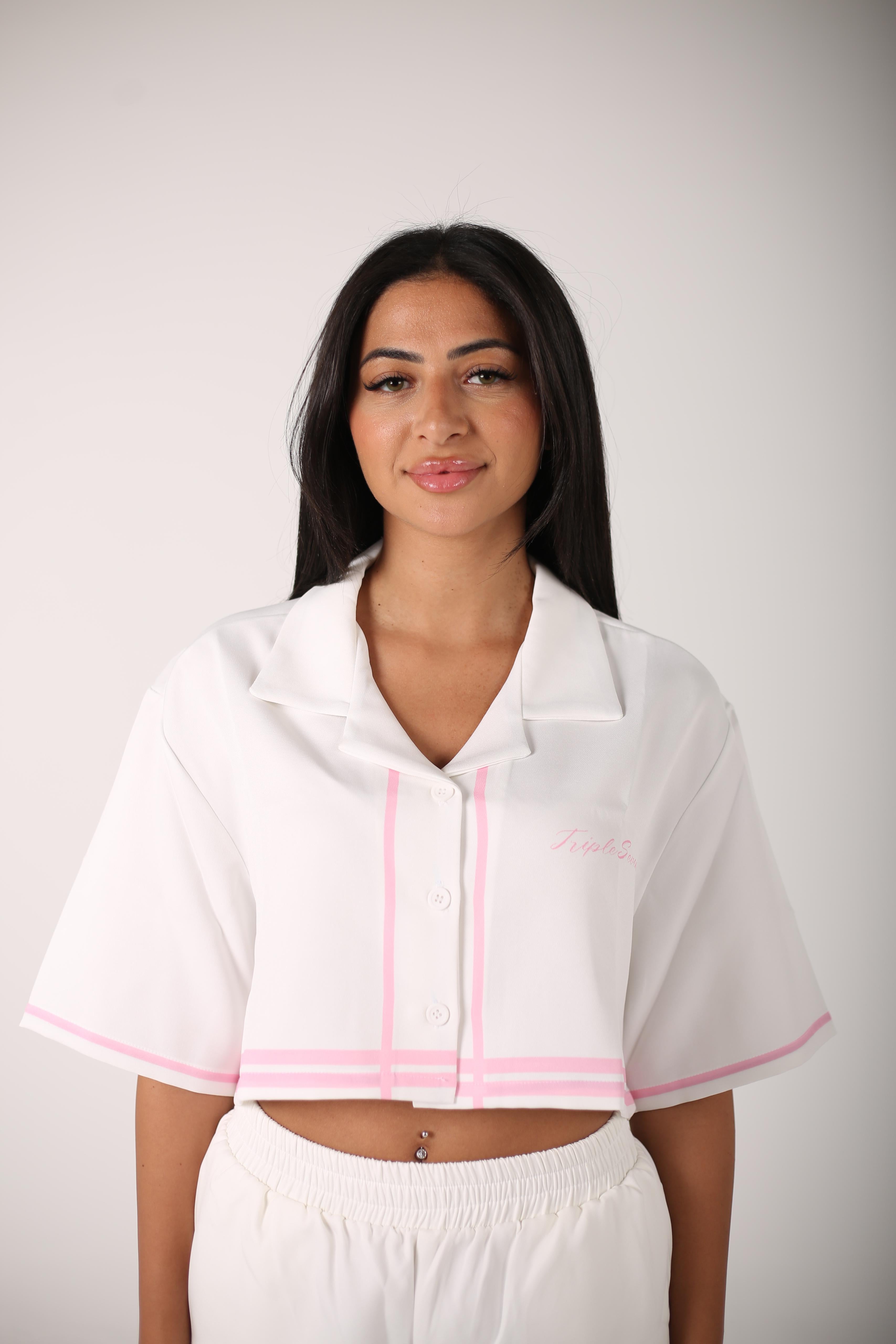 The pink court collar Set – Women (White with Pink Lines)