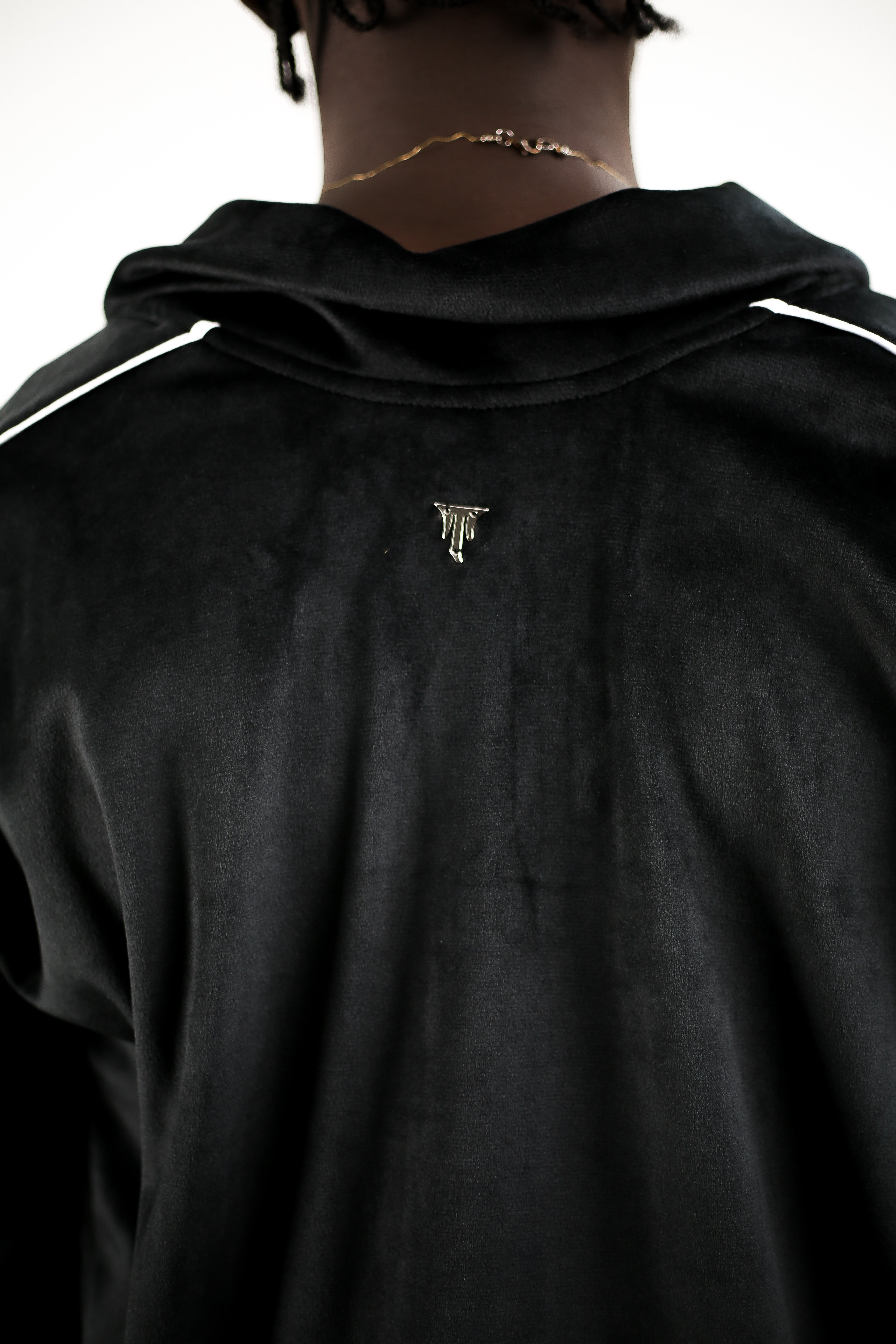 The Noir Royale (sweater/ trousers) (Black)