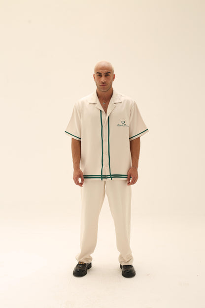 The court collar shirt