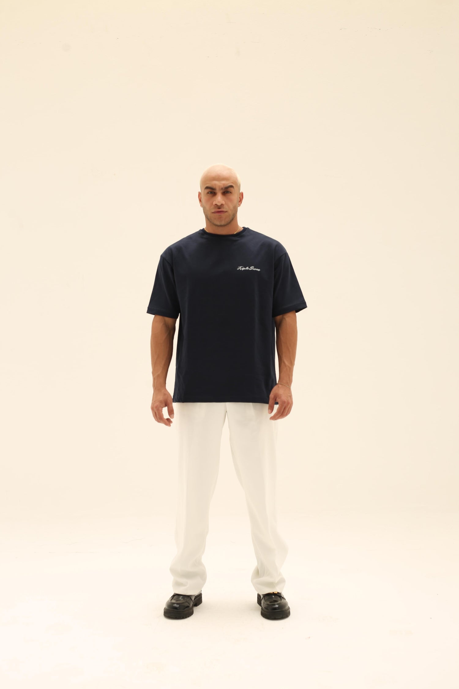 T7 Core t-shirt ( navy with T flower printing )