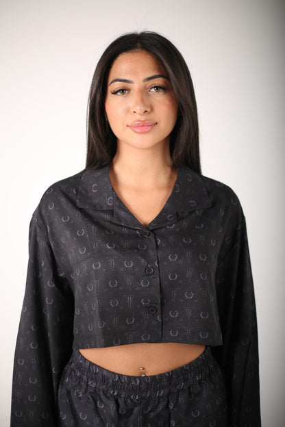 The obsidian bloom collection Soft satin T signature print shirt