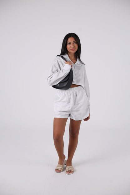 The obsidian bloom collection(Girls)Soft striped shorts